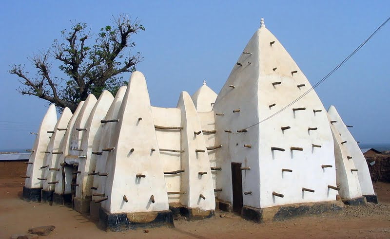 mosque larabamga 1